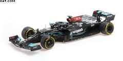 MERCEDES-AMG PETRONAS FORMULA ONE TEAM W12 E PERFORMANCE LEWIS HAMILTON BAHRAIN GP 2021