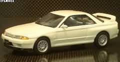 NISSAN SKYLINE GT-R (BNR32) V-SPEC II  CRYSTAL WHITE
