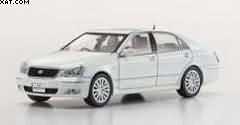 TOYOTA CROWN MAJESTA, WHITE PEARL