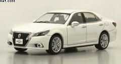 TOYOTA CROWN YBRID ATHLETE G, WHITE PEARL CRYSTAL