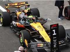 MCLAREN MCL39 N°4 McLaren Formula 1 Team winner GP Brésil 2025 Norris w/board number
