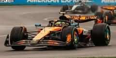 MCLAREN MCL39 N°4 McLaren Formula 1 Team winner 
GP Australia 2025 Lando Norris