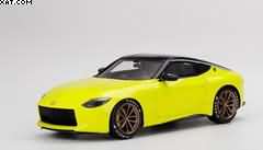 NISSAN Z PROTO YELLOW