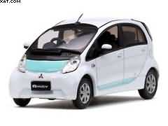 MITSUBISHI IMIEV GREEN / WHITE